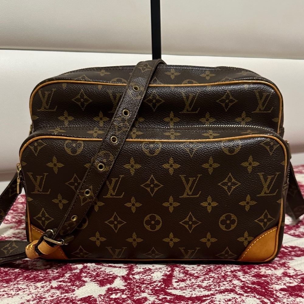 Louis Vuitton Monogram Nile Messenger Bag
